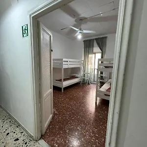  Ostello Magenta Italia